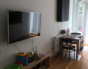 Appartement 3 chambres à vendre dans Cluj-napoca, zone Intre Lacuri