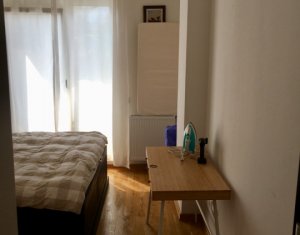 Appartement 3 chambres à vendre dans Cluj-napoca, zone Intre Lacuri