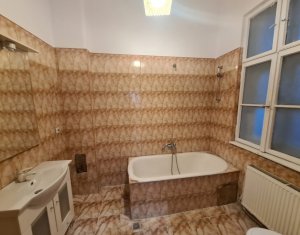 Lakás 4 szobák eladó on Cluj-napoca, Zóna Centru