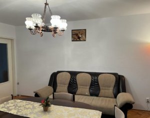 Appartement 4 chambres à vendre dans Cluj-napoca, zone Manastur
