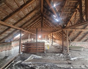 Maison 4 chambres à vendre dans Jucu De Sus