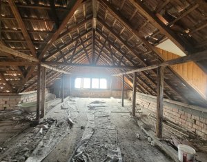 Maison 4 chambres à vendre dans Jucu De Sus