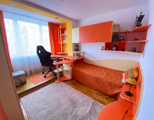 Appartement 4 chambres à louer dans Cluj-napoca, zone Gheorgheni