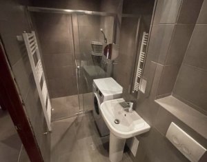 Appartement 3 chambres à louer dans Cluj-napoca, zone Manastur