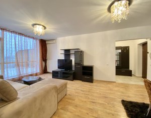 Appartement 3 chambres à louer dans Cluj-napoca, zone Centru