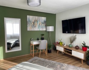 Appartement 4 chambres à louer dans Cluj-napoca, zone Manastur