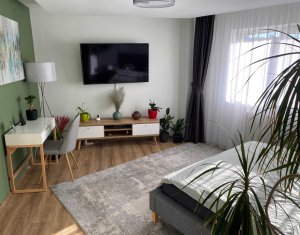 Appartement 4 chambres à louer dans Cluj-napoca, zone Manastur