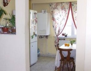 Appartement 3 chambres à vendre dans Cluj-napoca, zone Marasti