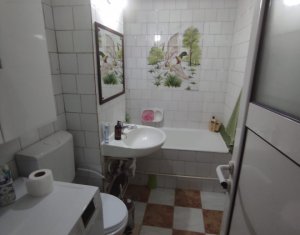 Appartement 3 chambres à vendre dans Cluj-napoca, zone Manastur