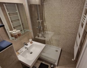 Appartement 3 chambres à louer dans Cluj-napoca, zone Marasti