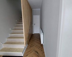 Maison 5 chambres à louer dans Feleacu, zone Centru