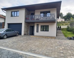 Maison 5 chambres à louer dans Feleacu, zone Centru