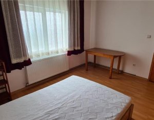 Maison 4 chambres à louer dans Cluj-napoca, zone Centru