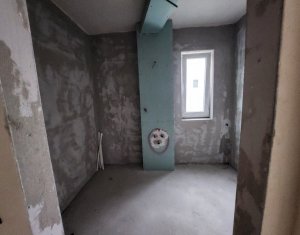 Appartement 4 chambres à vendre dans Cluj-napoca, zone Borhanci