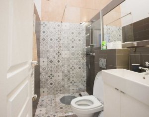 Appartement 3 chambres à louer dans Cluj-napoca, zone Centru