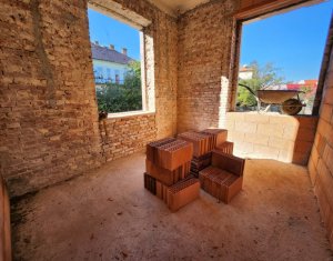 Appartement 3 chambres à vendre dans Cluj-napoca, zone Centru