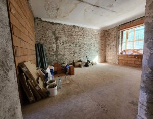 Appartement 3 chambres à vendre dans Cluj-napoca, zone Centru