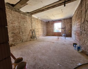 Appartement 3 chambres à vendre dans Cluj-napoca, zone Centru