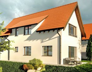 Maison 4 chambres à vendre dans Gheorghieni, zone Centru