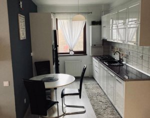 Appartement 3 chambres à louer dans Floresti