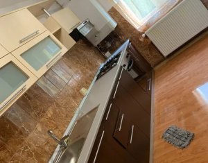 Appartement 3 chambres à louer dans Cluj-napoca, zone Centru