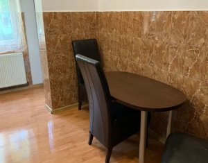 Appartement 3 chambres à louer dans Cluj-napoca, zone Centru