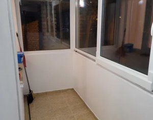 Appartement 3 chambres à louer dans Cluj-napoca, zone Centru