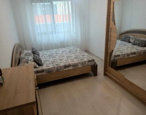 Appartement 3 chambres à louer dans Floresti