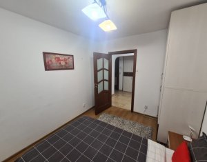 Appartement 3 chambres à louer dans Cluj-napoca, zone Intre Lacuri