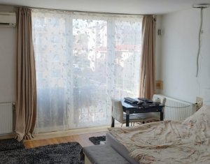 , 48m2 dans Floresti