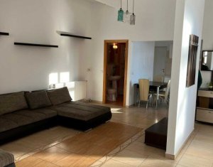 Appartement 4 chambres à louer dans Cluj-napoca, zone Centru