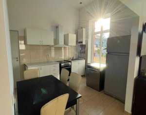 Appartement 4 chambres à louer dans Cluj-napoca, zone Centru
