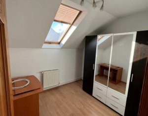 Appartement 4 chambres à louer dans Cluj-napoca, zone Centru