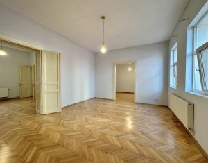 , 83m2 dans Cluj-napoca, zone Centru