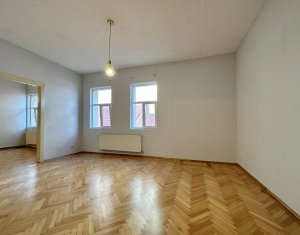 Appartement 3 chambres à louer dans Cluj-napoca, zone Centru