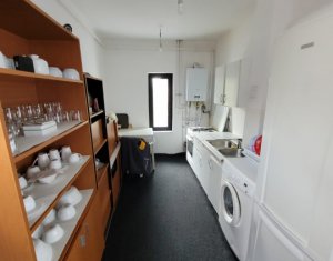 Maison 5 chambres à vendre dans Cluj-napoca, zone Iris