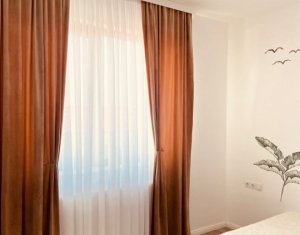 Appartement 3 chambres à vendre dans Floresti, zone Centru