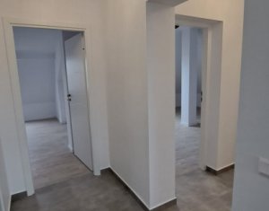 Appartement 3 chambres à vendre dans Floresti