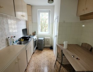 Appartement 4 chambres à louer dans Cluj-napoca, zone Gheorgheni