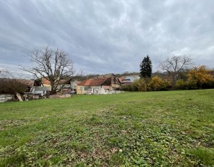 , 2100m2 dans Dej, zone Centru