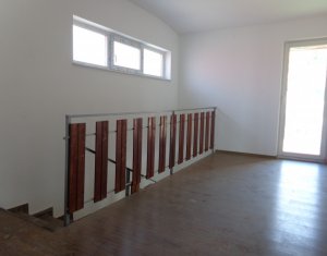 Maison 5 chambres à vendre dans Sannicoara