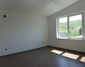 Maison 5 chambres à vendre dans Sannicoara