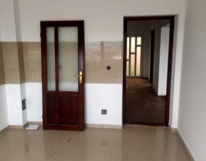 Maison 5 chambres à vendre dans Sannicoara