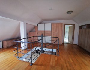 Appartement 3 chambres à louer dans Cluj-napoca, zone Centru