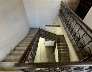 Ház 12 szobák eladó on Cluj-napoca, Zóna Centru