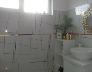 Casa individuala finisata P+E, 4 dormitoare,3 parcari intrare Chinteni