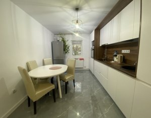 Appartement 3 chambres à vendre dans Cluj-napoca, zone Marasti