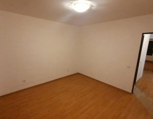 Appartement 3 chambres à vendre dans Floresti