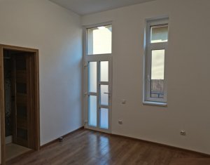 Maison 3 chambres à louer dans Cluj-napoca, zone Centru