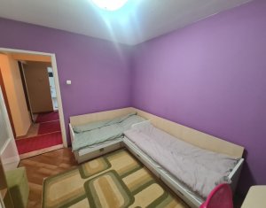 Appartement 3 chambres à louer dans Cluj-napoca, zone Marasti